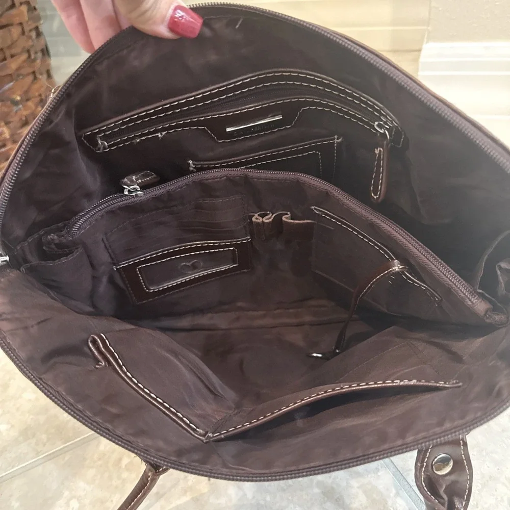 Giani Bernini Business Tote Laptop Shoulder Bag Purse Distressed faux Leather